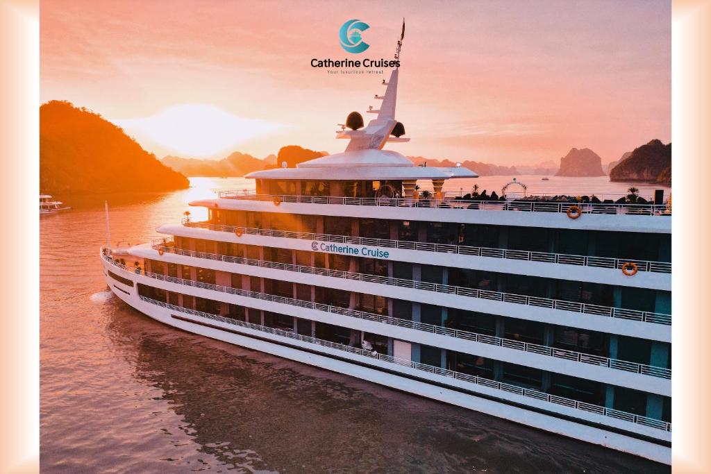 Catherine Cruises Ha Long Bay