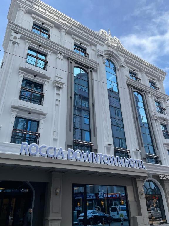 Roccia DownTown Otel